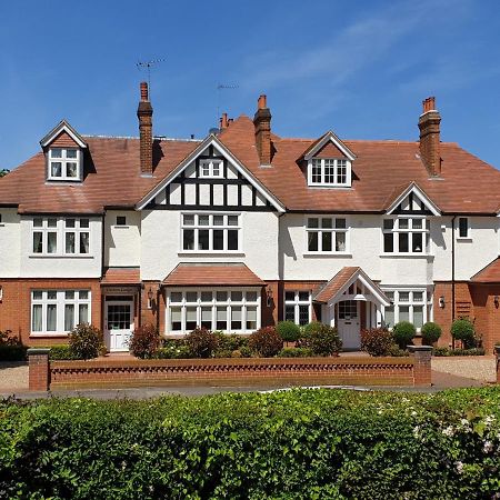 Ditton Lodge Kingston upon Thames  Exterior foto